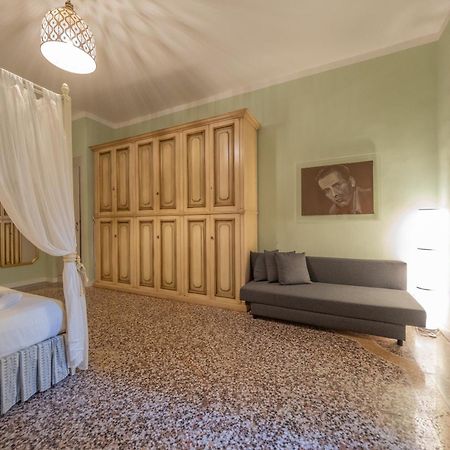 Lungarno Buozzi 7 Apartments Pisa Eksteriør billede